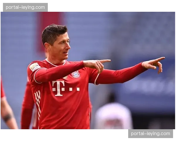 莱万多夫斯基社交媒体发文：感谢拜仁球迷，但胜利是唯一目标